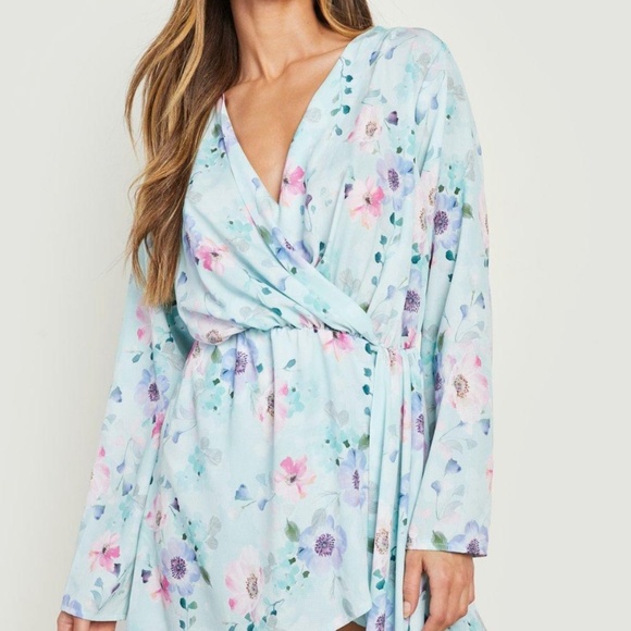 Boohoo DRAPE DETAIL WRAP MINI DRESS FLORAL PRINT - Picture 3 of 3
